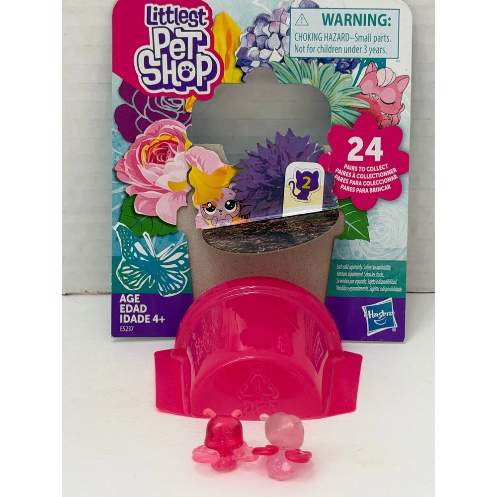 Hasbro Littlest Pet Shop Toy with Pink Pot New Miniature Mini Pets Two Tiny Figs